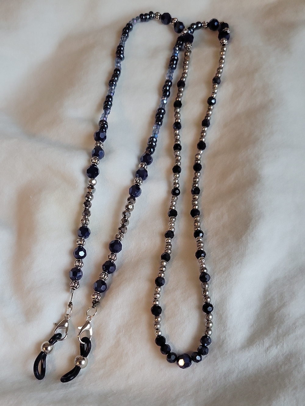 Elegant Navy and Silver Beaded Eyeglass Chain - Unbranded